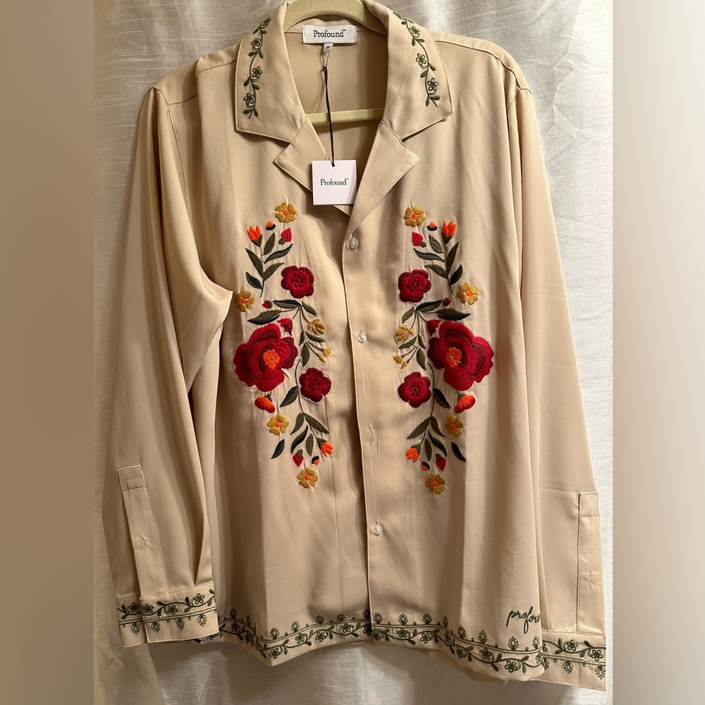 Profound long sleeve top